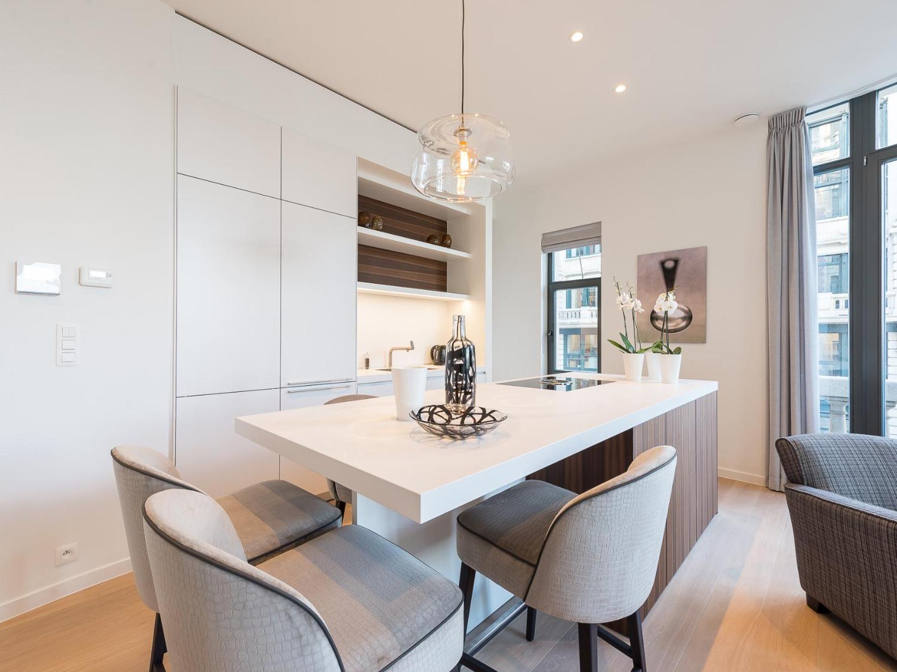 Modern Central 1Br Suite - 90 Sqm Брюксел Екстериор снимка